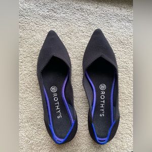 Rothy’s black flats Size 8.5